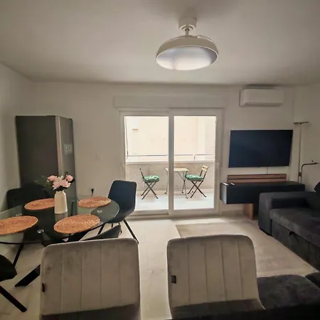 La Casa Datskovi Apartment *